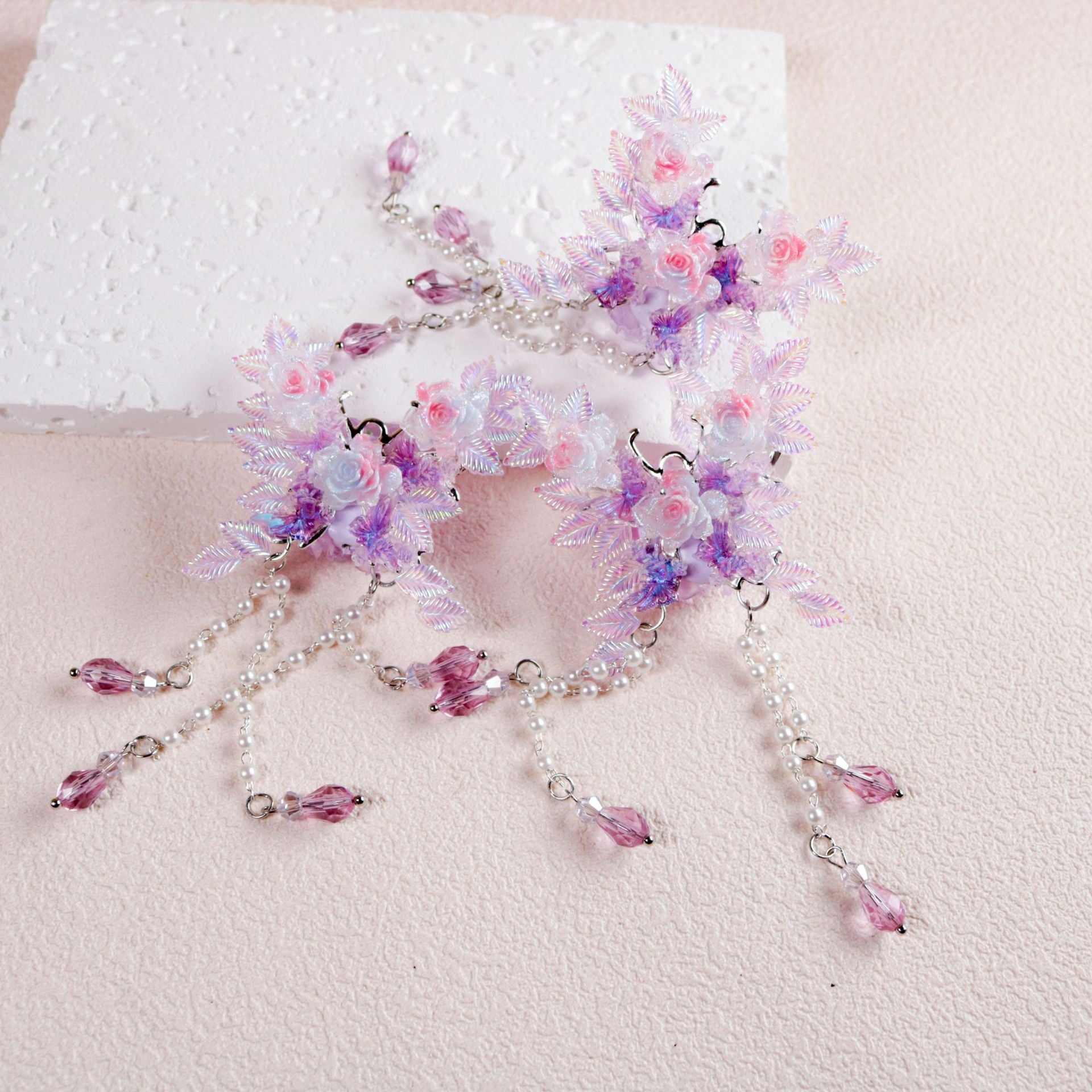 Wholesale Luminous Leaf Butterfly Tassel Heavy Industry Pen Beads